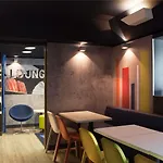 Ibis Budget Antibes Sophia Antipolis מלון