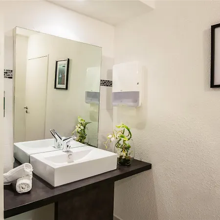 Hotel Ibis Budget Antibes Sophia Antipolis Vallauris